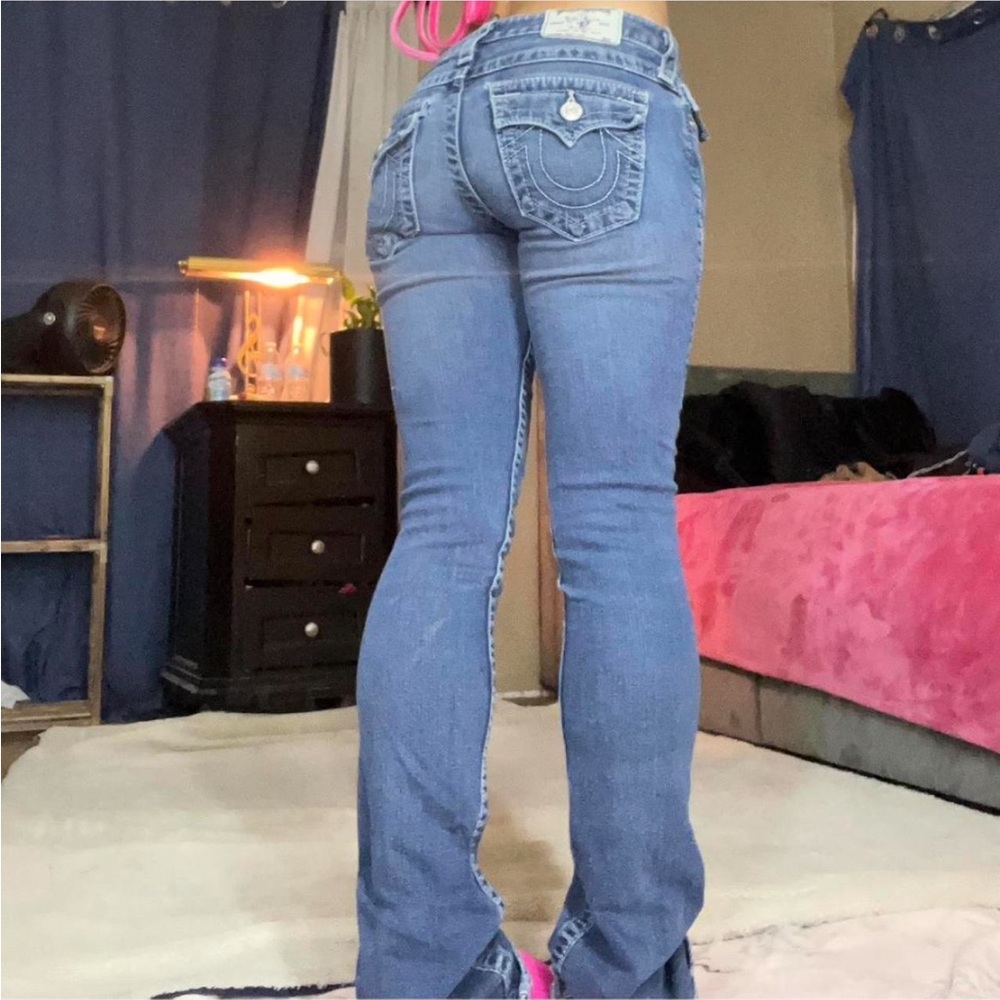 TRUE RELIGION BOOTCUT JEANS